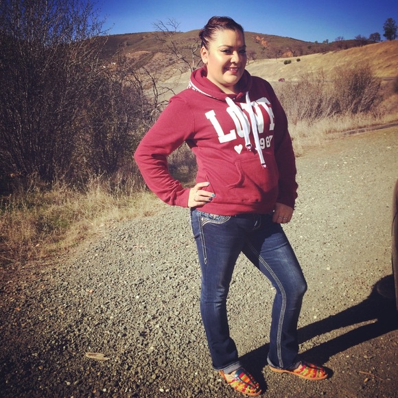 Nothing - Picture 2 of 4